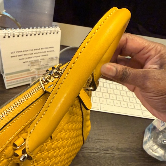Gucci Mustard Yellow Embossed Satchel - Picture 10 of 11